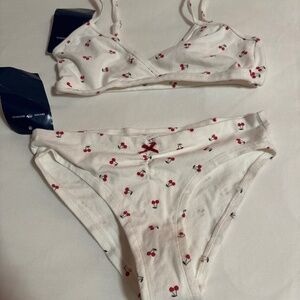 Brandy Melville cherry set
